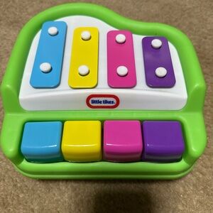 Little Tikes Green Musical Toddler Xylophone Piano with Multicolor Keys